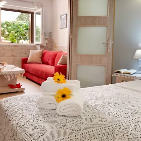Sweet Home Apartment Gaios Extérieur photo